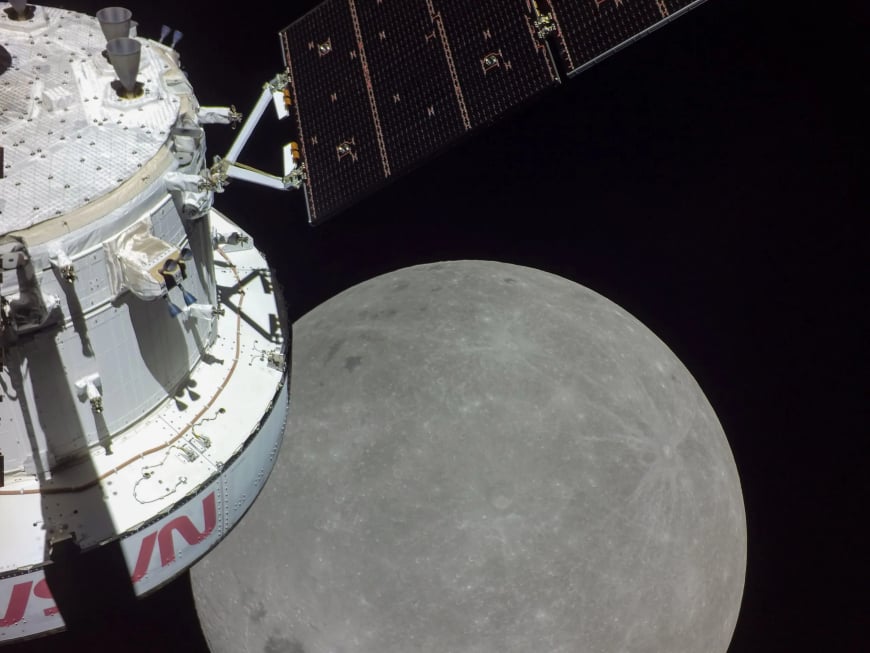 SLS and Orion integrated stack